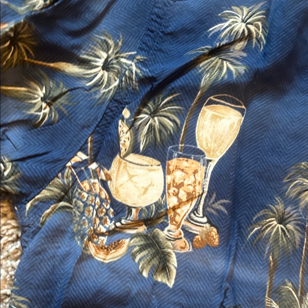Blue Tropical Print Men's Shirt - Picture 4 of 4